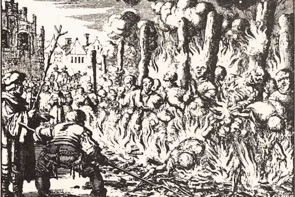 Tội nhân sẽ bị trói lại vào một chiếc cột và bôi khắp cơ thể bằng chất dễ cháy như nhựa cây. Kế đến, người hành hình sẽ châm lửa đốt nạn nhân từ phía chân khiến ngọn lửa lan ra khắp cơ thể. Với phương pháp này, tù nhân sẽ chịu nỗi đau cháy da cháy thịt trước khi mất mạng.