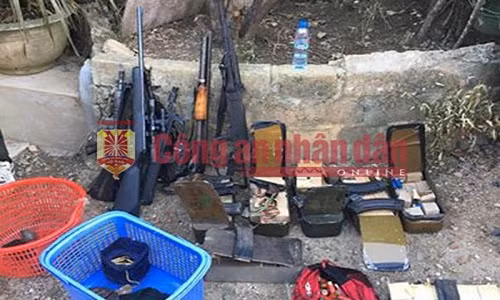 Vũ khí thu giữ tại nhà đối tượng Nguyễn Thanh Tuân.