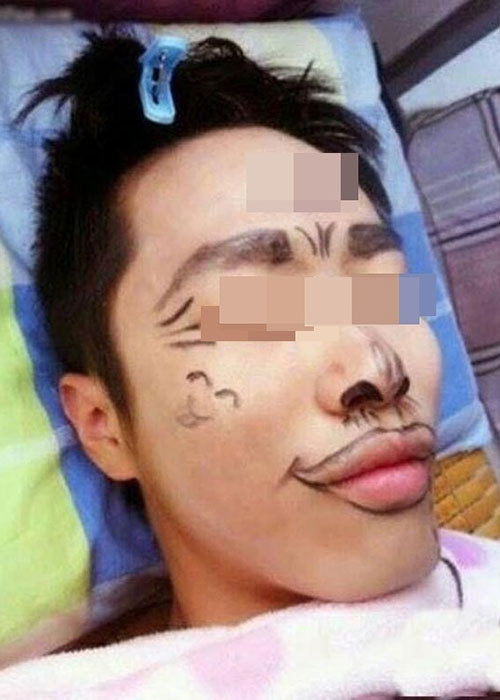 Anh còn say xỉn, tôi còn dìm hàng tiếp nhé.