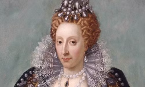 Nữ hoàng Elizabeth rất thích trang điểm và trang điểm rất khéo léo. Do vậy, mỗi lần Nữ hoàng Elizabeth I xuất hiện trong các sự kiện, đặc biệt là vũ hội luôn là tâm điểm của sự chú ý.