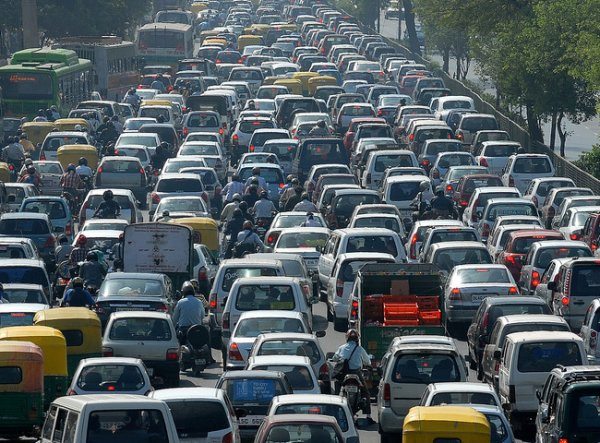Kẹt xe lâu nhất trong lịch sử. Năm 2010, Trung Quốc đã xảy ra một đợt kẹt xe kéo dài nhất trong lịch sử đến 10 ngày.