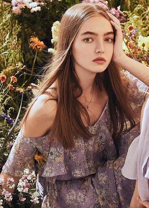 Cô nàng hiện tại sở hữu vẻ đẹp của một nàng thơ đích thực.