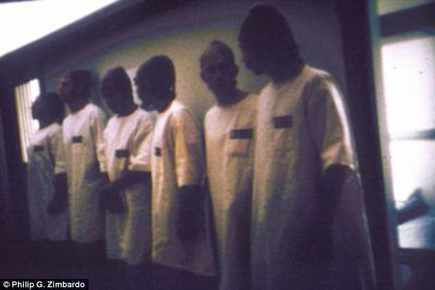 Đa số người tham gia thí nghiệm cảm thấy mắc bệnh tâm thần quá nặng và có cảm giác như kẻ có lỗi. Về sau, thông tin về cuộc thí nghiệm bị tiết lộ vấp phải sự chỉ trích lớn của công chúng.