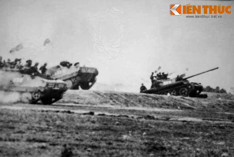 Lực lượng thọc sâu của Quân đoàn vượt đường 16 tiến vào giải phóng Sài Gòn.