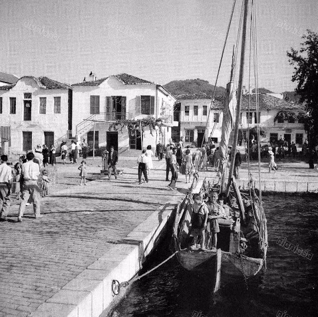 Bến cá ở Limenas Thassos, tháng 8/1950. Ảnh: Dionysis Anninos.