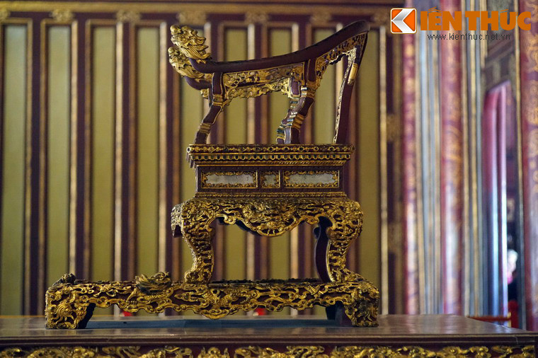 Trong suốt lịch sử tồn tại của mình, ngai vàng trong điện Thái Hòa đã chứng kiến nhiều sự kiện lịch sử lớn của nhà Nguyễn và cả dân tộc.