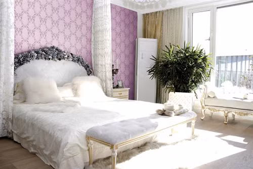 6. Giữ môi trường xung quanh bệnh nhân sạch sẽ. Nhà cửa cần phải lau chùi thật sạch, nhất là buồng tắm và toilet, phòng ngủ phải được hút bụi thật sạch và khô thoáng. Khăn lau mặt phải luôn được giặt bằng nước nóng.