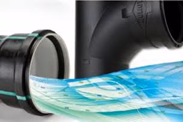 Ngày nay, vật liệu này đang bị cấm ở một số quốc gia trên thế giới. Tất cả các dạng amiăng đều có thể gây ung thư ở nhiều thể, ung thư phổi, thanh quản và buồng trứng là phổ biến nhất. Ngoài ra, hít phải sợi amiăng có thể gây ra các bệnh khác ngoài ung thư như xơ hóa phổi hay tràn dịch màng phổi.