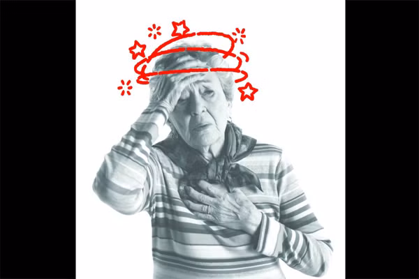 6. Choáng váng hay chóng mặt. Choáng, mờ mắt và thậm chí là ngất sẽ xảy ra nếu như nhịp tim bất thường kết hợp giảm đáng kể huyết áp và cung lượng tim, đặc biệt khi bạn đang đứng thẳng.