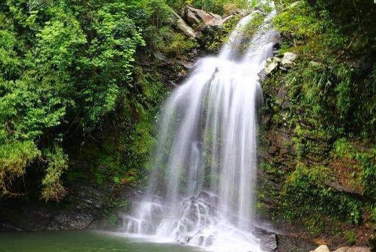 Thac nuoc ky di, cu mua la hien hinh co dau-Hinh-3