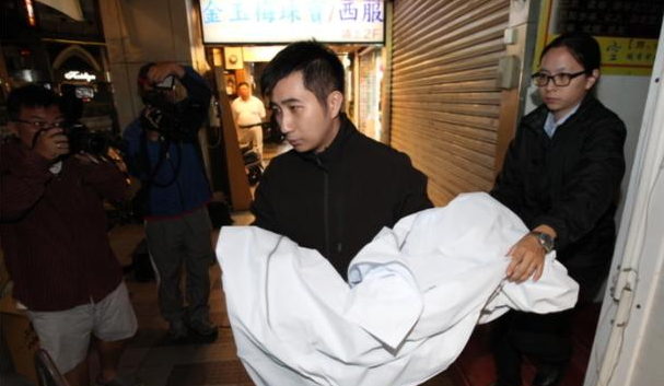 Chuyen la hom nay: Mai lam dieu kho tin nay, me khien con chet tham-Hinh-2