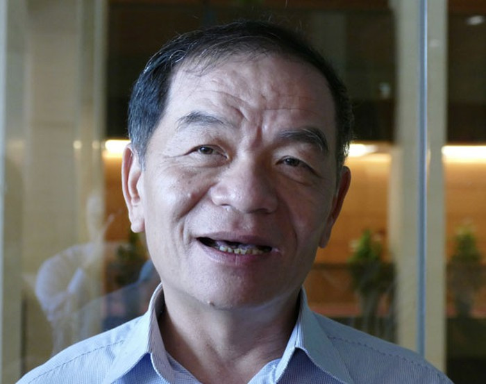 Neu guong la tu sua minh