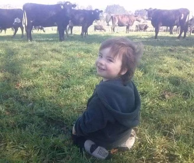 Thay vat la noi tuong bup be, lai gan phat hien dieu kinh hai