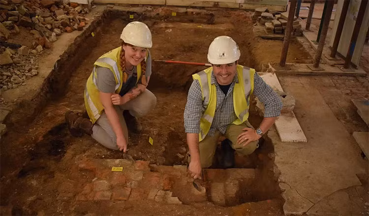 Trom ATM, vo tinh… sup ham kho bau