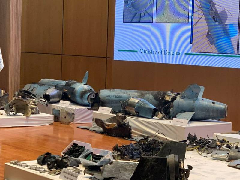 Nhưng cuộc tiến công vừa qua cho thấy, tất cả số UAV và tên lửa hành trình đều không bị phát hiện. Tất cả các phương tiện tấn công đã đến mục tiêu mà không gặp bất kỳ sự ngăn chặn nào; phải chăng đó là mâu thuẫn?