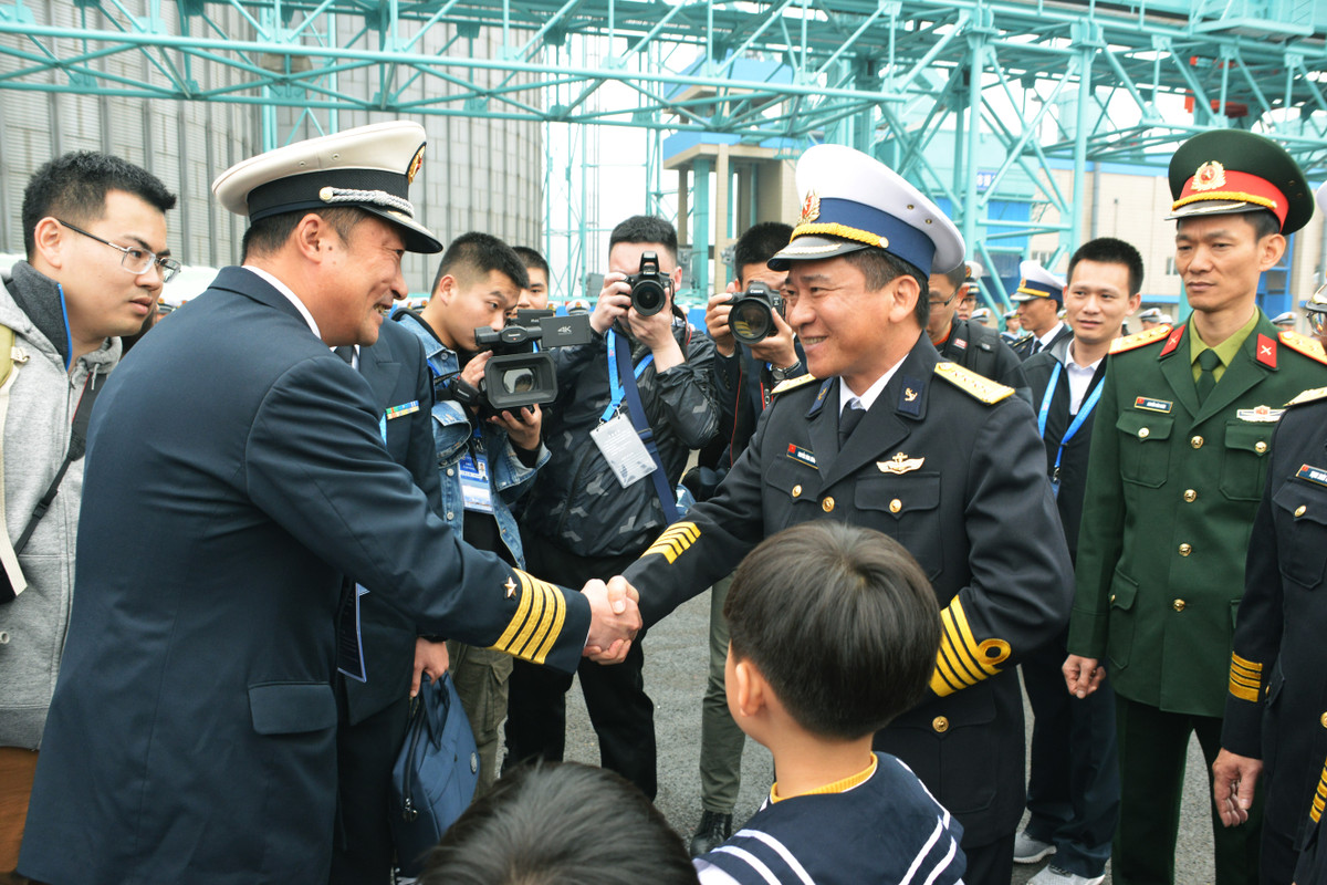 Bien doi tau ho ve Viet Nam cap cang Thanh Dao tham Trung Quoc-Hinh-3