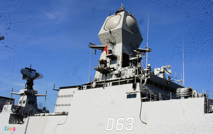 Hệ thống radar trên tàu khu trục Ins Kolkata.