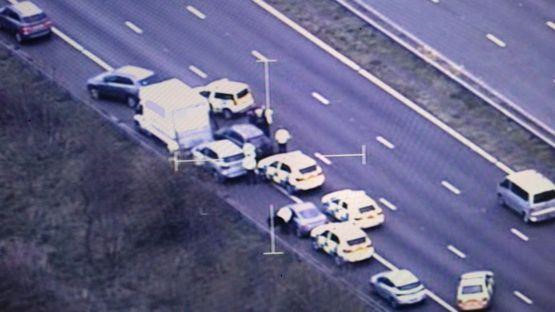 Anh bat nhom buon nguoi, giai cuu 29 nan nhan Viet nhot trong xe tai