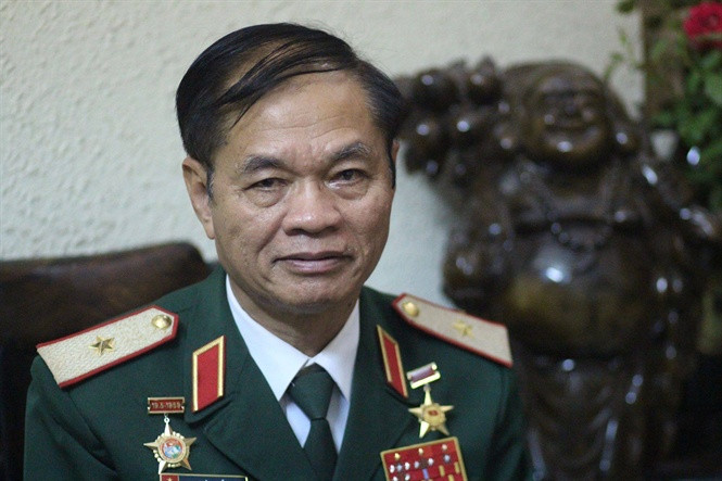 Tuong Thuoc: “COVID-19 la mot loai giac, bo doi xung tran la can thiet