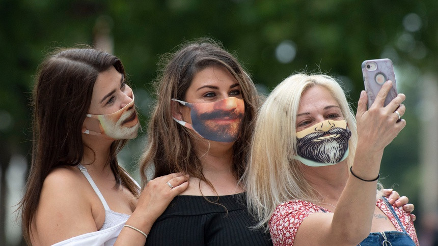 Nguoi Anh se nghien khau trang nhu chau A?