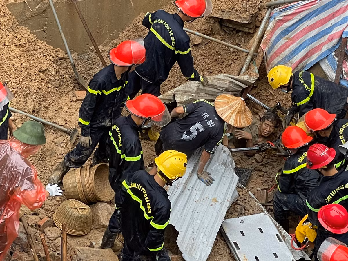 Tại hiện trường ông Thành yêu cầu các lực lượng khẩn trương thực hiện tìm kiếm, cố gắng cứu người sống đưa đi cấp cứu và lo hậu sự cho người thiệt mạng; đồng thời di dời toàn bộ người dân sống ở khu vực phía trên kè đến nơi an toàn. 