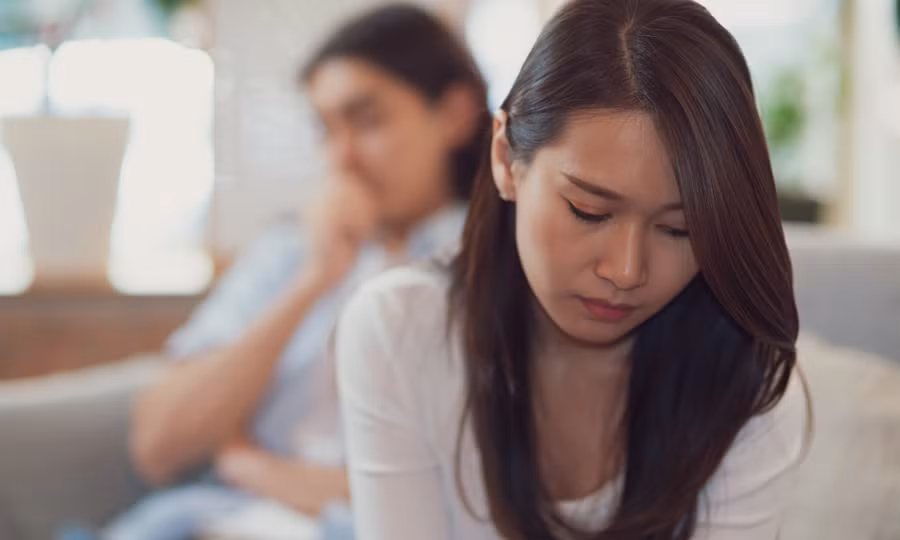 “Con giáp 13” đến tận nhà năn nỉ hoàn trả chồng - Hình 2 “Con giap 13” den tan nha nan ni hoan tra chong-Hinh-2