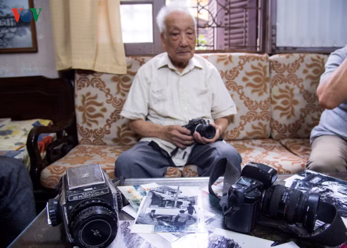 Trong suốt những năm công tác tại Bảo tàng Mỹ thuật Việt Nam, ông đã lao động miệt mài và tạo ra khối lượng tác phẩm đồ sộ. Những tư liệu này hiện được lưu giữ tại Bảo tàng như những di sản ký ức vô giá.