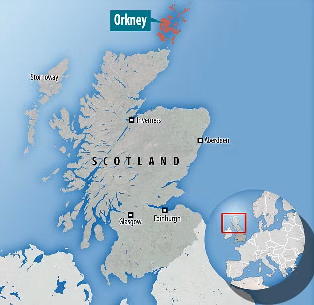 Giáo sư Alex cho biết thêm rằng, người dân từ nhiều ngôi làng khác nhau đã cùng sống với nhau trên đảo Orkney và khiến cuộc sống ở nơi đây trở nên phong phú và đa dạng hơn.