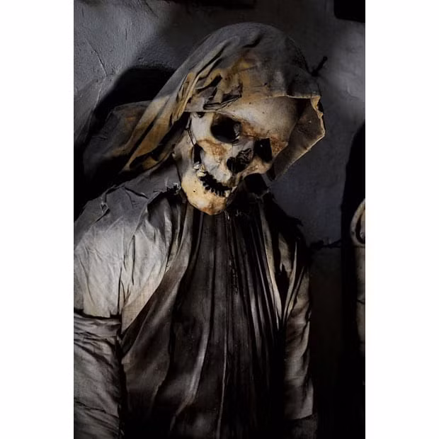 Phần lớn xác ướp còn lại trong hầm mộ Capuchin được ướp xác theo cách thức khá thô sơ và đơn giản. Hầm mộ Capuchin mở cửa cho du khách vào tham quan nhưng có những hàng rào để ngăn những du khách có ý định làm tổn hại đến sự vẹn nguyên của các xác ướp.