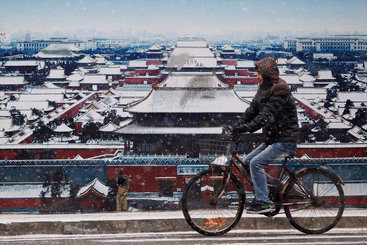 Tử Cấm Thành hay còn gọi Cố Cung nổi tiếng nằm ở Bắc Kinh, Trung Quốc là nơi ở của các triều đại từ giữa nhà Minh đến cuối nhà Thanh (từ năm 1420 - 1912).