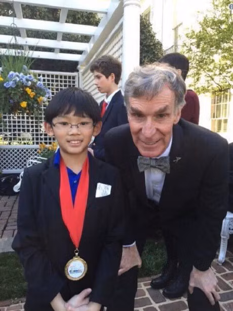 Chi 1 cau noi, than dong 11 tuoi khien ban dai hoc choang vang-Hinh-3