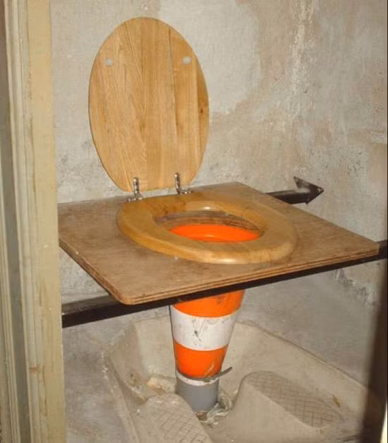 Một kiểu tái chế bồn cầu kiểu mới mà không bao giờ lo tắc.