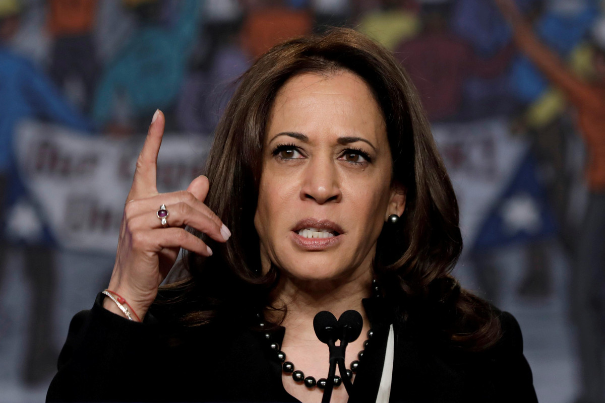 Phó Tổng thống Mỹ có nhiều phụ tá. Phó Tổng thống đắc cử Kamala Harris đã công bố các phụ tá hàng đầu, trong đó có Tina Flournoy là Chánh văn phòng, Rohini Kosoglu là cố vấn chính sách trong nước, và Nancy McEldowney là cố vấn an ninh quốc gia. Ảnh: Reuters.