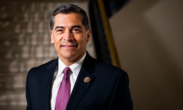 Dieu it biet ve nguoi co the tro thanh Bo truong Y te My-Hinh-7