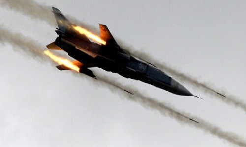 Khong quan Nga - Syria oanh kich du doi khung bo IS