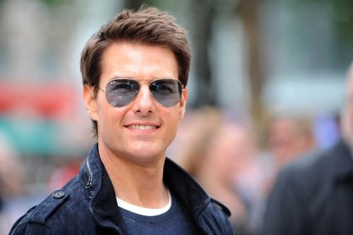 Nam diễn viên kiêm nhà sản xuất nổi tiếng người Mỹ, Tom Cruise (58 tuổi) đứng ở vị trí thứ hai.