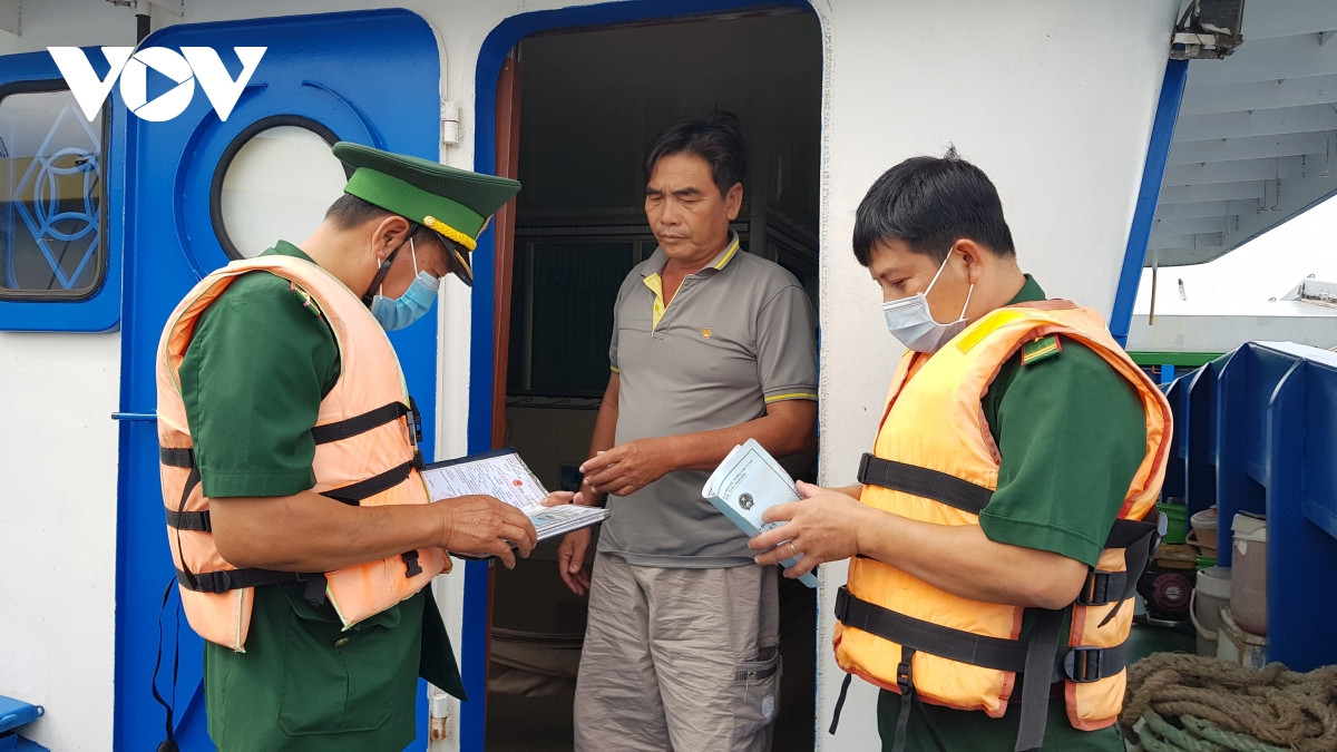 Cao diem le tet, bien phong ra soat tuyen cang bien cua khau trong yeu