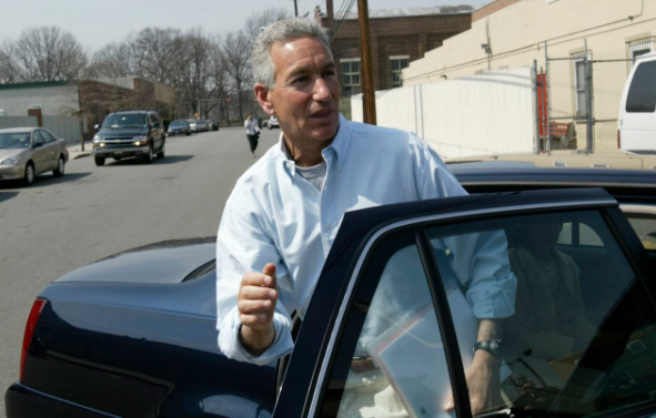 Dieu it biet ve thong gia cua Tong thong Trump vua duoc an xa-Hinh-7