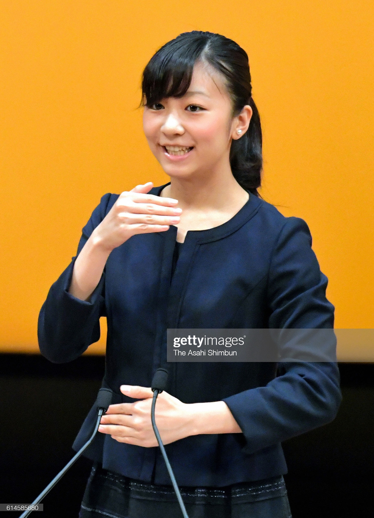 Được biết, Công chúa Kako có khả năng sử dụng thành thạo ngôn ngữ ký hiệu. Ngoài ra, cô cũng rất có năng khiếu trong môn trượt băng nghệ thuật. Ảnh: Getty.