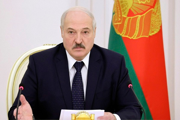 Vi sao Thuy Si dong bang tai san cua Tong thong Belarus Lukashenko?