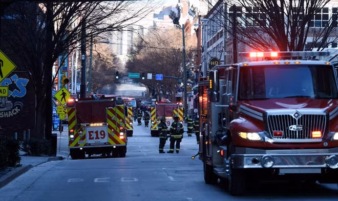 Thị trưởng Cooper lưu ý cơ quan điều tra vẫn chưa đưa ra bất kỳ kết luận chính thức nào về vụ nổ. Thông tin chi tiết sẽ được nhà chức trách cập nhật trong ngày 26/12. Ảnh: Tennessean.