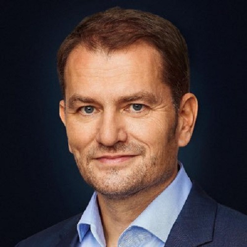 Agence France-Presse từng mô tả ông Igor Matovic là một "triệu phú tự thân lập dị và cựu trùm truyền thông", người đã trở thành "một chính trị gia am hiểu về truyền thông nhưng không thể đoán trước". Ảnh: Twitter.