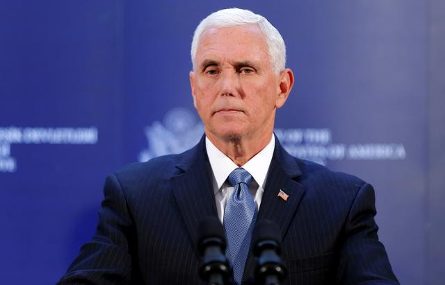 Ngày 6/1/2021, lưỡng viện sẽ tổ chức một cuộc họp chung, do Phó Tổng thống Mỹ Mike Pence (ảnh) - Chủ tịch Thượng viện - chủ trì, để xem xét kết quả bỏ phiếu của đại cử tri đoàn. Ảnh: Reuters. 