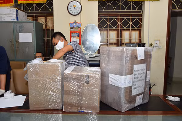 Lãnh đạo Cục CSĐT về tội phạm ma tuý thông tin thêm: "Đối với các đối tượng hiện ở các các nước châu Âu (Hà Lan, Đức…) thông qua kênh hợp tác quốc tế INTERPOL sẽ trao đổi thông tin, phối hợp, xác minh làm rõ để ngăn chặn nguồn ma túy tổng hợp thẩm lậu qua đường hàng không".