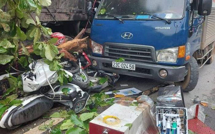 Anh Pháp nói, sau khi khắc phục sự cố, đền bù thiệt hại cho người dân, số tiền thừa, anh sẽ công khai để ủng hộ vào Quỹ vắc xin phòng COVID-19 của Nhà nước.