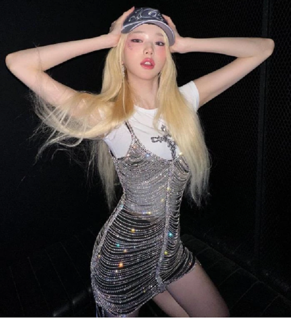 Nu than 2K4 lot xac voi mai toc vang ong, netizen khen: 'Xinh mien ban'-Hinh-4