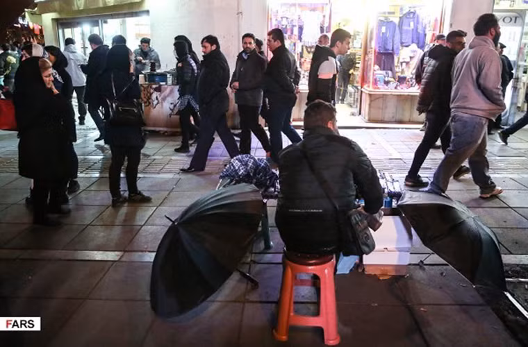 Nguồn tin cho hay, tối 1/1, cảnh sát đã giải tán một nhóm người tụ tập ở trung tâm Tehran và có thể đã bắt được một trong những kẻ xúi giục các cuộc biểu tình. Ảnh: FNA.