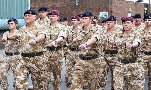 Kershaw cho biết, mặc dù đã xuất ngũ năm 2014 nhưng anh vẫn không quên được những ký ức ám ảnh về chiến tranh. Hai người đồng đội từng “sát cánh” với Hoàng tử Harry nói rằng họ gặp phải sức khỏe tinh thần nghiêm trọng.