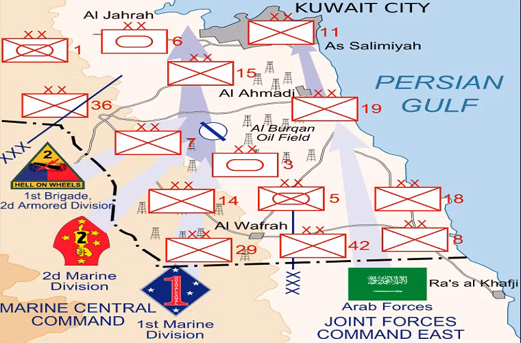 Vị quan chức quốc phòng hàng đầu của Mỹ thực hiện nhiệm vụ đầu tiên với vai trò của một Trung tá trong chiến dịch Lá chắn sa mạc năm 1990.