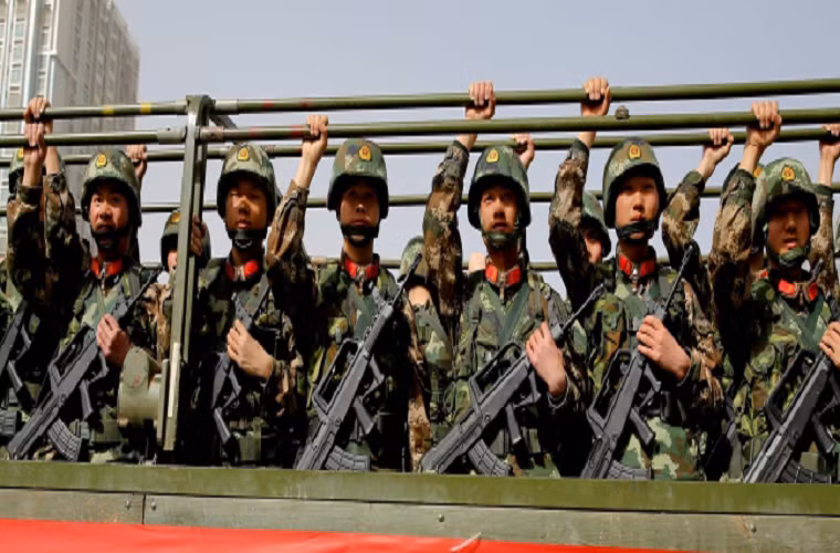 Được biết, Trung Quốc đã đặt trong tình trạng báo động cao hơn về các vụ tấn công khủng bố kể từ nửa cuối năm 2015 khi phiến quân IS mở rộng địa bàn sang Trung Á và Đông Nam Á, trong đó có việc chúng lập căn cứ tại Philippines. Ảnh: SCMP.